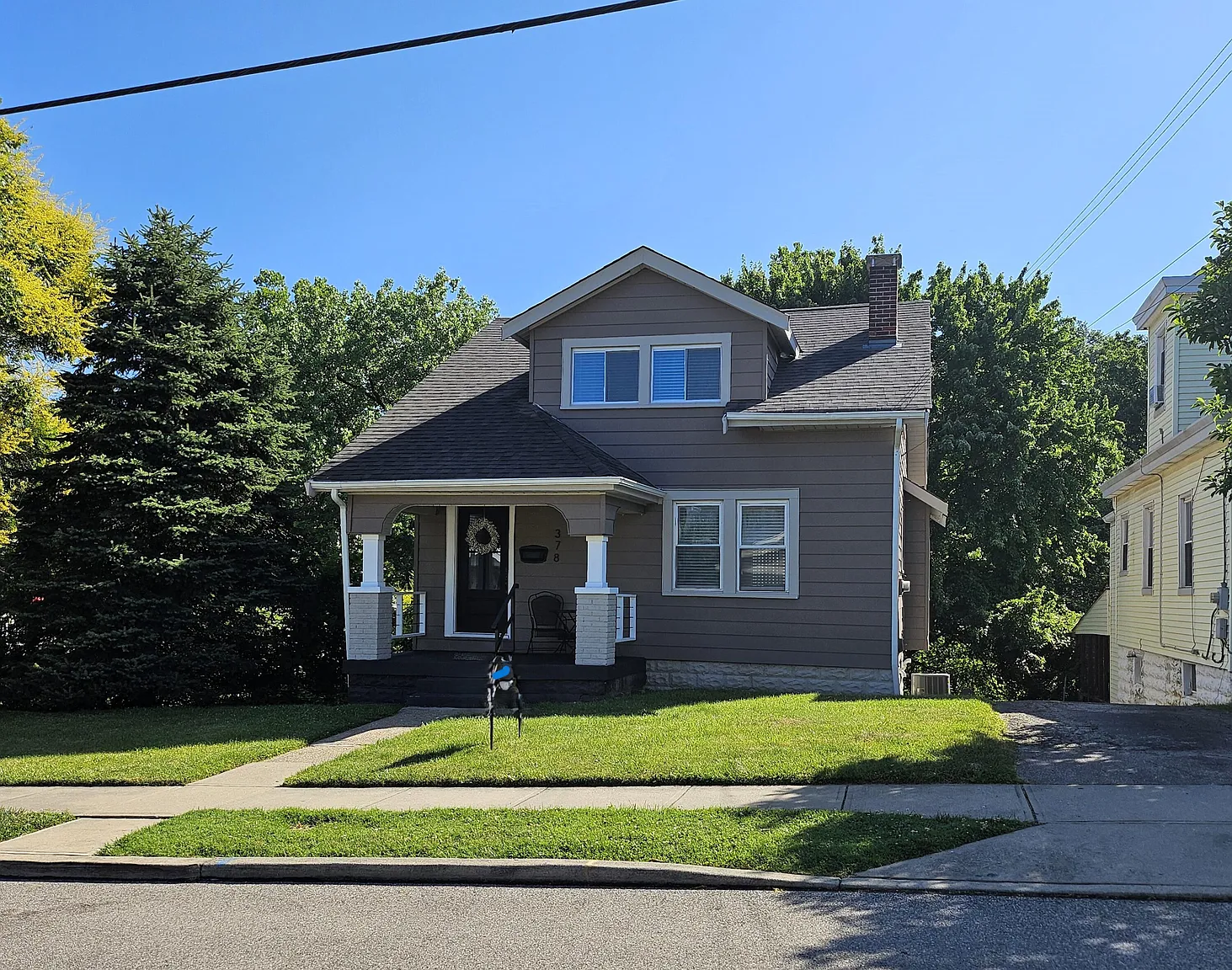 378 Linden Ave photo 1