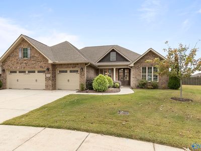 2121 S Meadows Dr SW, Huntsville, AL, 35803