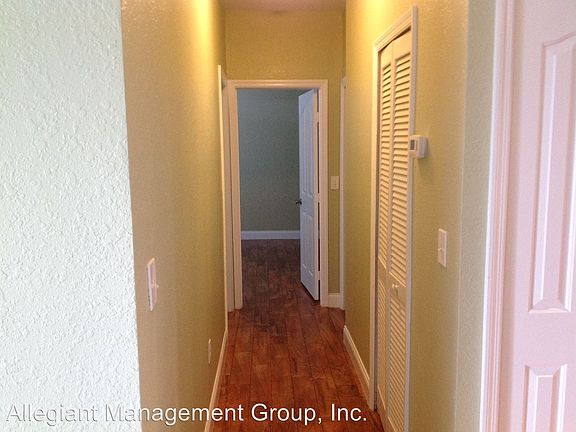 5th image of 8824 Dunes Ct APT 11-301