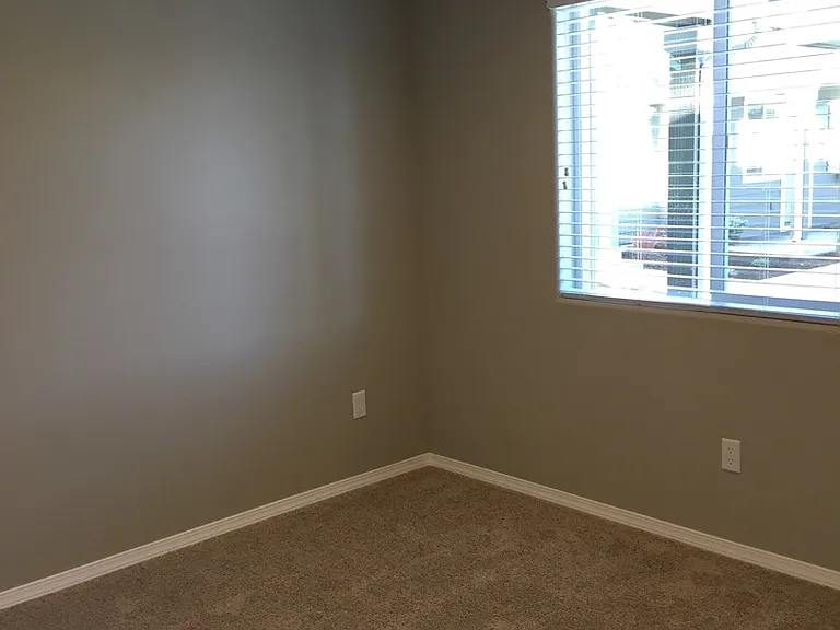 1250 W McKinney Butte Rd — Photo 5
