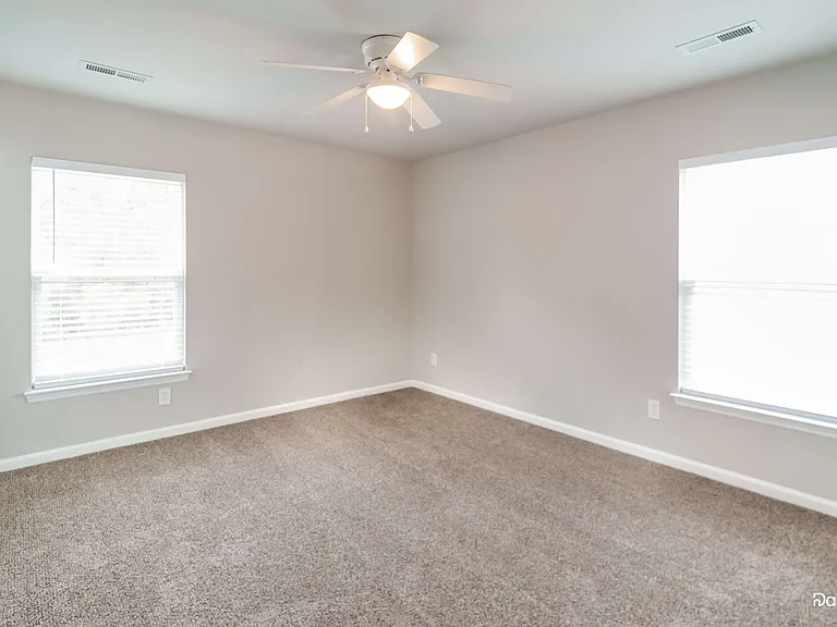112 Vango Dr — Photo 11