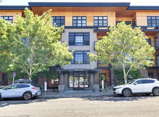 2350 NW Savier St #B316, Portland, OR 97210