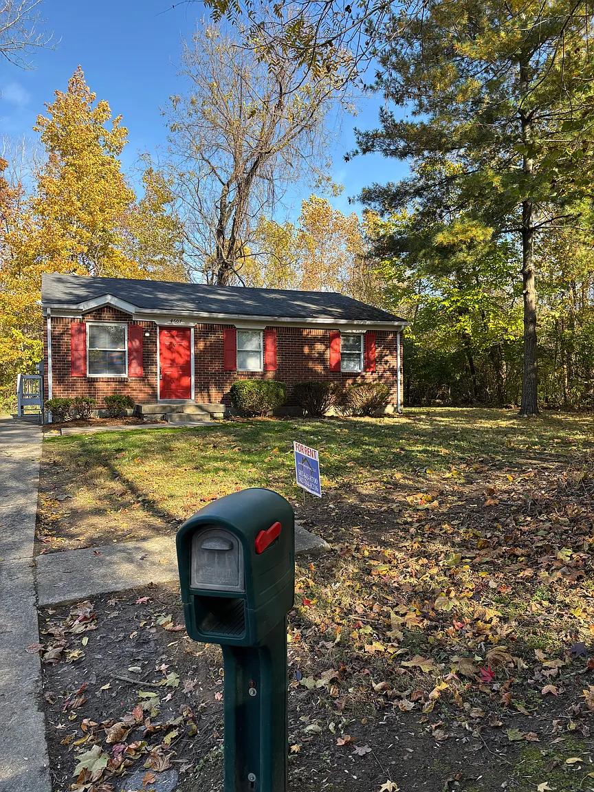 4607 Frel Rd photo 1