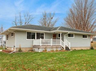 205 E Washington St, Norway, IA 52318