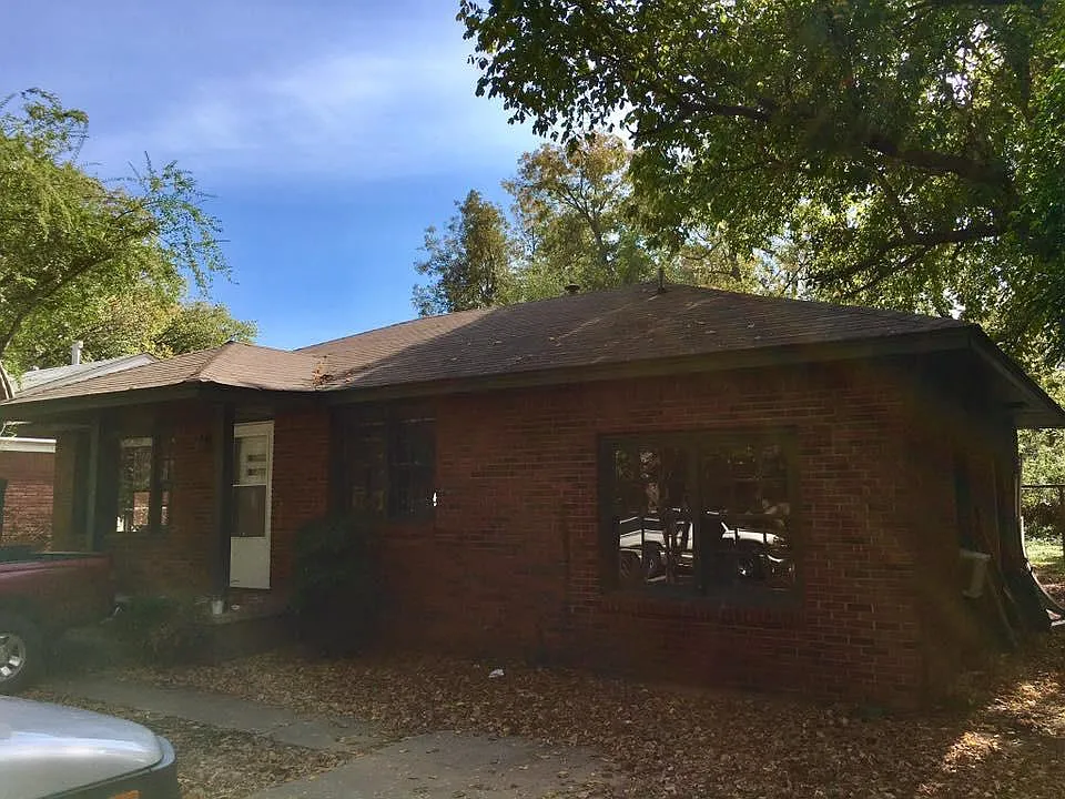 3 bed, 1.5 bath, 1066 sqft, $1,250 — Photo 4