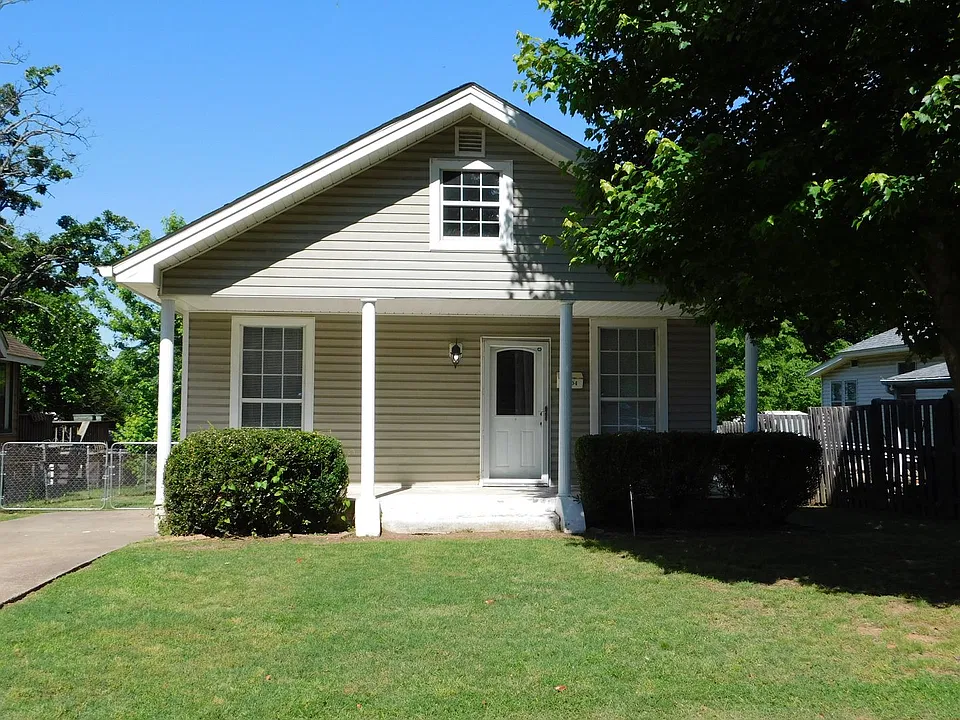 1604 Bluff Ave