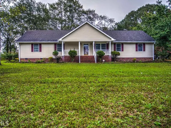 103 S 12th St, Cochran, GA 31014