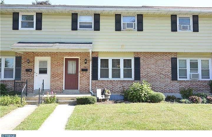 1st image of 147 W Gaul St