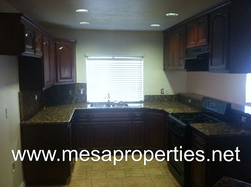 5th image of 15410 Little Beaver St