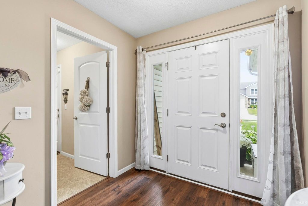 2195 Henry V Xing, Fort Wayne, IN - View 3