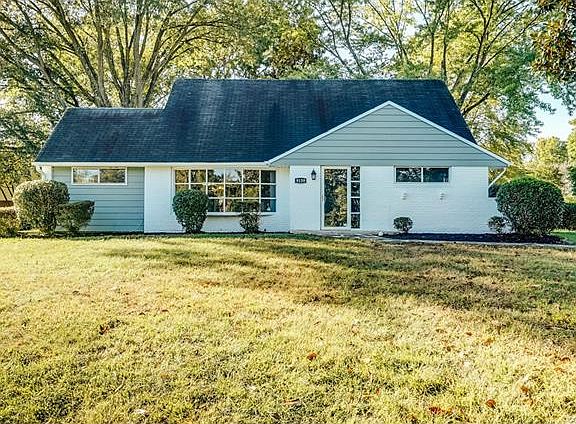 2nd image of 9139 Farmington Dr