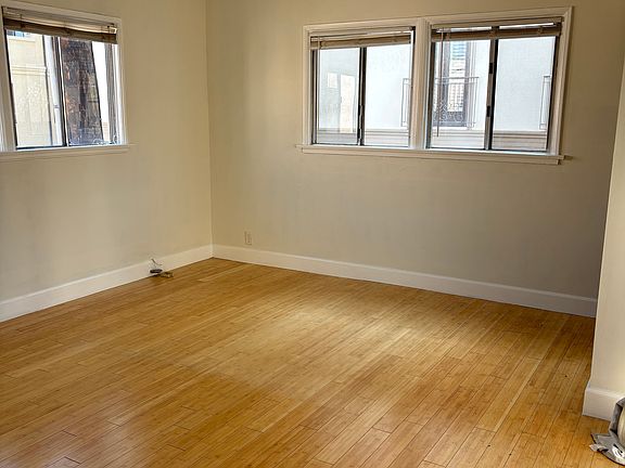 3rd image of 133 S Elm Dr APT L