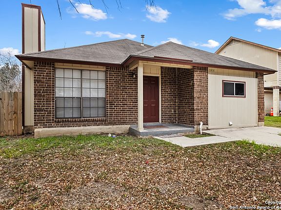 3rd image of 11414 Red Feather Ln.