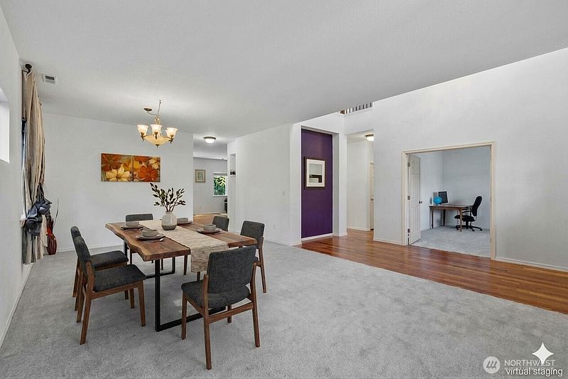 4th image of 20412 123rd Avenue NE