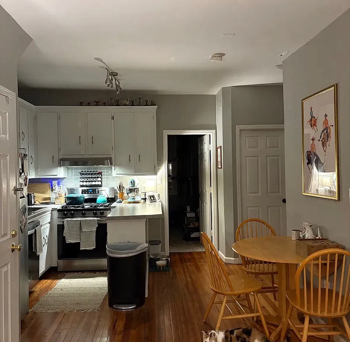 2 bed, 850 sqft, $1,850 — Photo 2