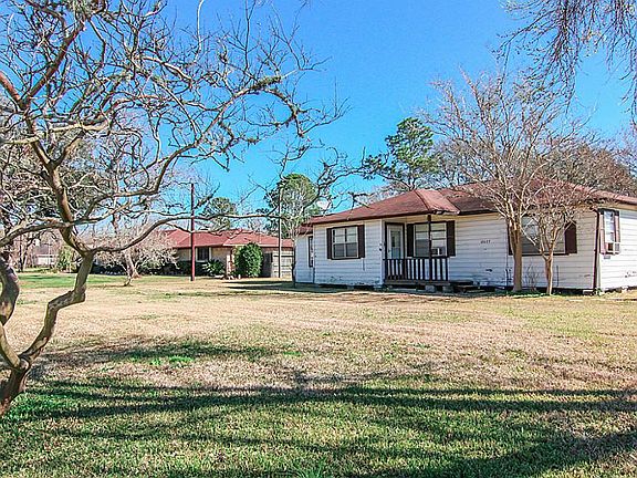 3rd image of 12627 Sunbrook Dr