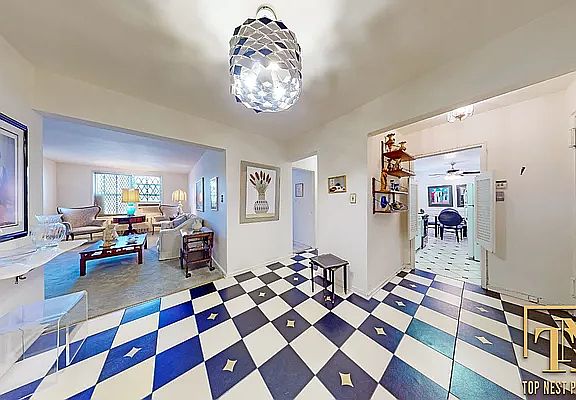 5th image of 2514 E 7th St APT 3G