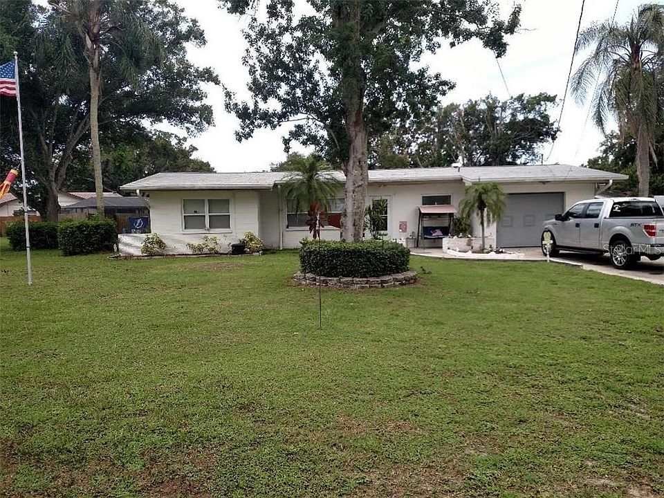 1st image of 4980 52nd St N