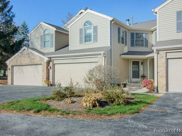 27W190 Emerson Ct, Winfield, IL 60190