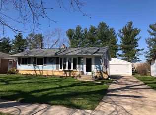 1224 Comanche Dr, Rockford, IL 61107