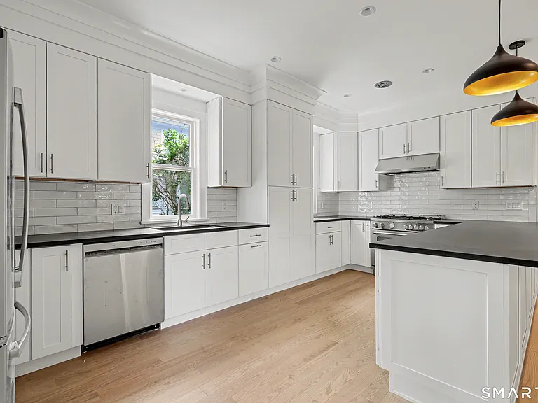 15 Shorelands Pl — Photo 8