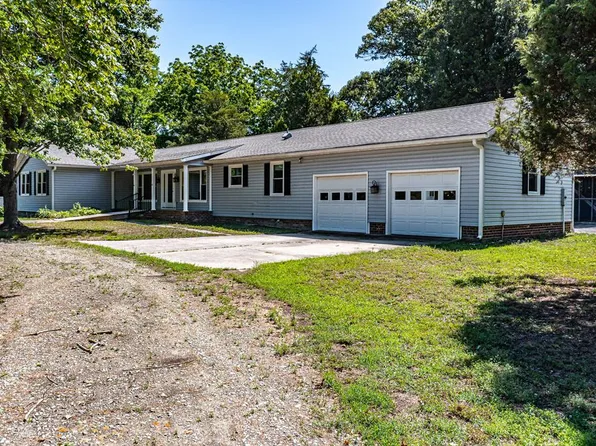 178 Greenfield Rd, Lancaster, VA 22503