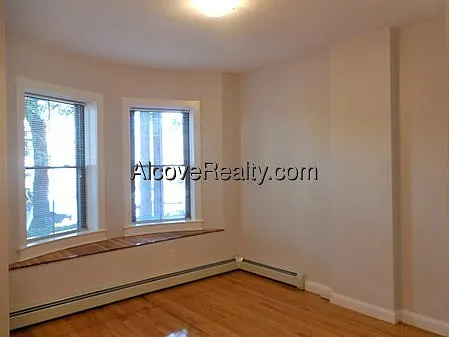 1 bed, 1.0 bath, $2,850 — Photo 3
