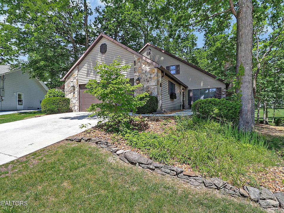 1st image of 170 Baltusrol Rd