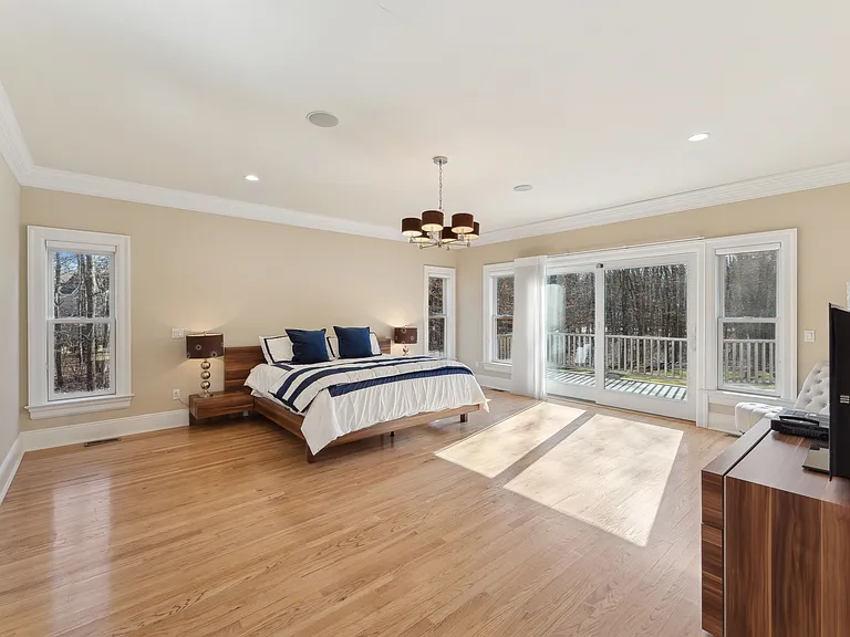 11 Arbutus Rd — Photo 12
