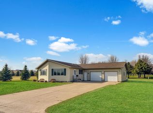 2205 28th St, Slayton, MN 56172
