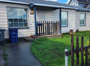 1796 Skyline Dr, Lemon Grove, CA 91945