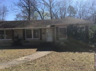 2005 Caldwell St, Conway, AR 72034