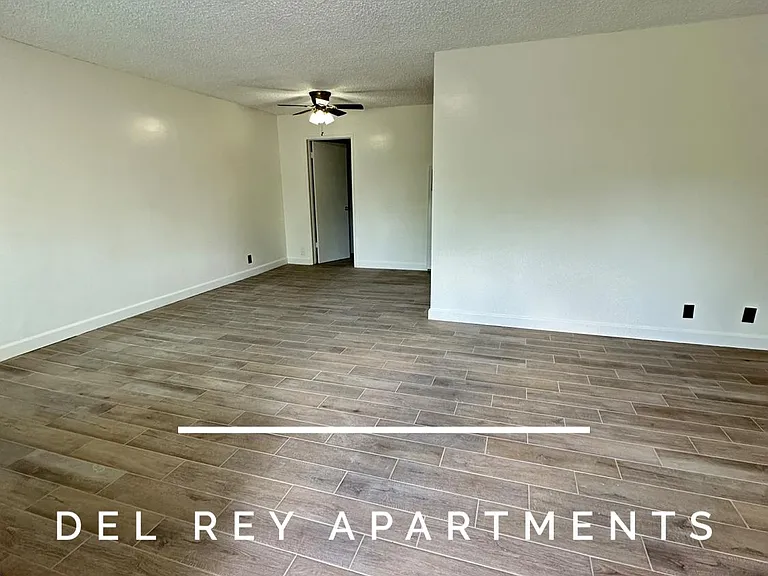526 S 1st Ave #9 — Photo 10