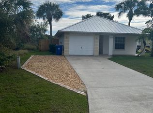 209 15th Ln SW, Vero Beach, FL 32962