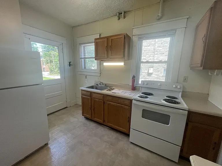 420 S Fess Ave — Photo 51