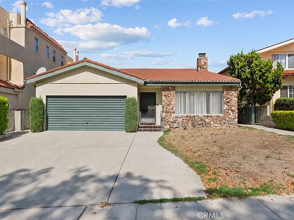 3rd image of 723 E Tujunga Ave