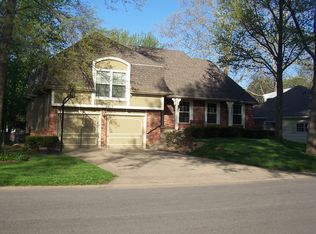 1403 SW Charleston Ave, Lees Summit, MO 64081