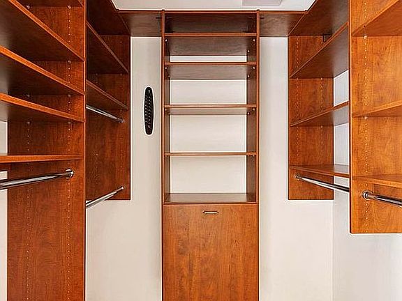 5th image of 161 W 16th St APT 8K