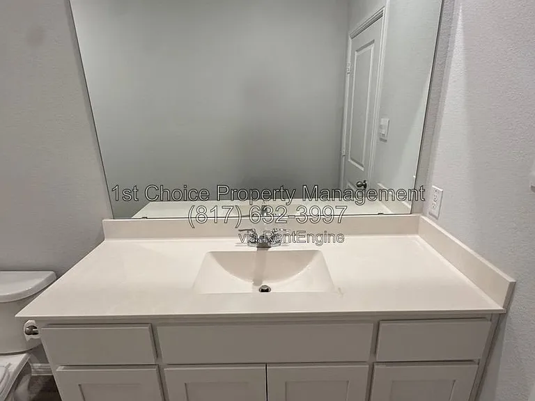 912 Rothville Ln — Photo 25