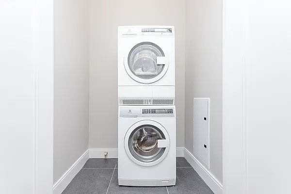 Rented by Brooklyn Group | media 9