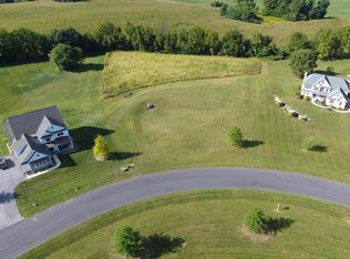 5 Peyton Dr, Carlisle, PA 17015