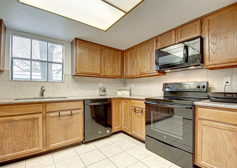1st image of 14911 Wunderlich Dr APT 1809