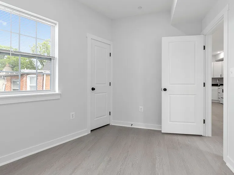 54 Rhode Island Ave NW — Photo 11