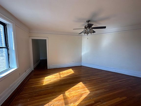 5th image of 2803 Kennedy Blvd #E03