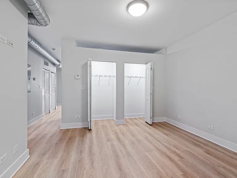 2510 N Willetts Ct #1N — Photo 10