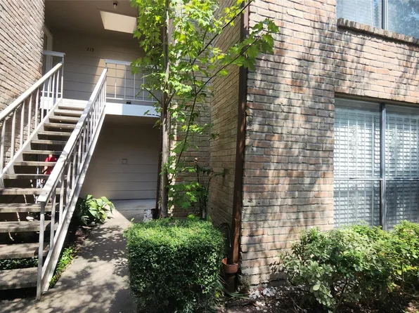 2100 Wilcrest Dr APT 116, Houston, TX 77042