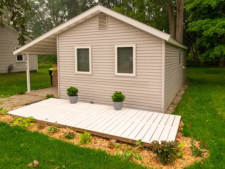 10648 E Traverse Hwy — Photo 27