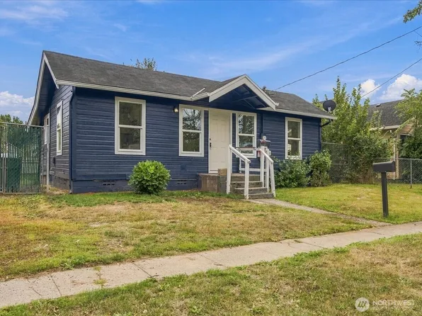 1116 9th Avenue, Longview, WA 98632