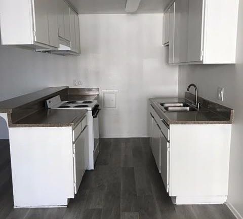 3rd image of 2900 Sunset Pl APT 120
