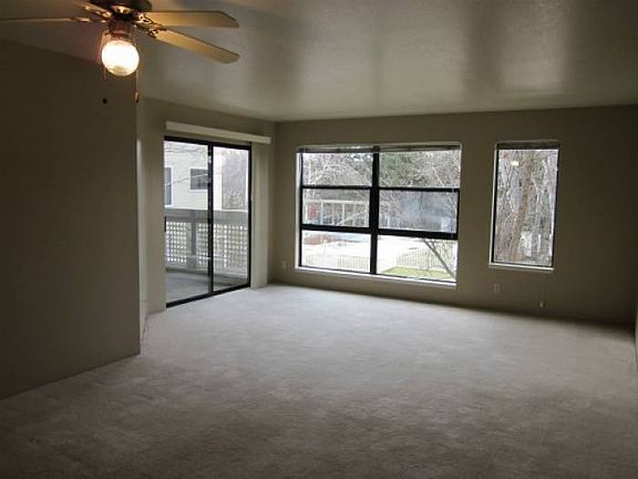 Living Room & Deck